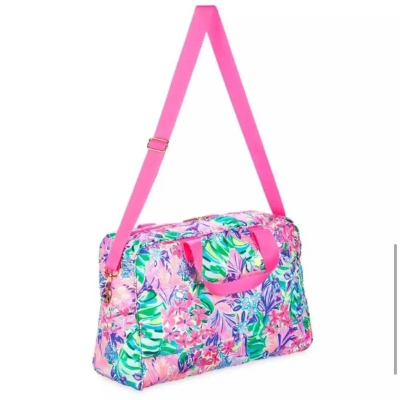 NEW Minnie Mouse and Daisy Duck Weekender Bag by Lilly Pulitzer - Picture 3 of 10